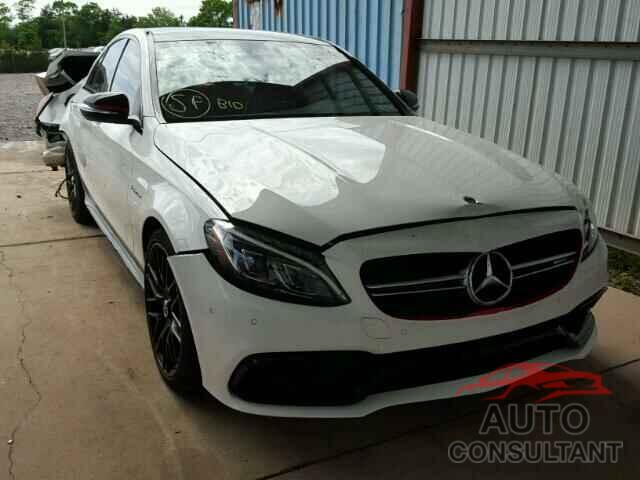 MERCEDES-BENZ C63 2015 - 55SWF8HB2FU074123