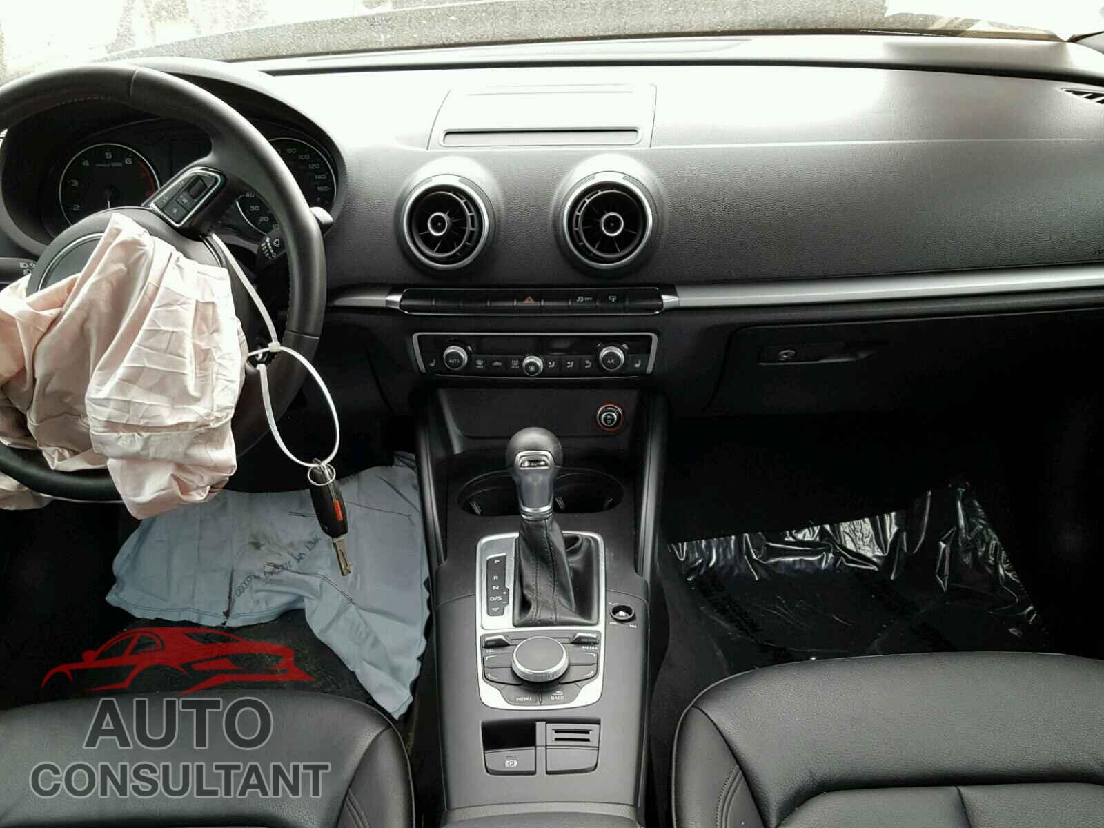 AUDI A3 2015 - WAUACGFF9F1039976