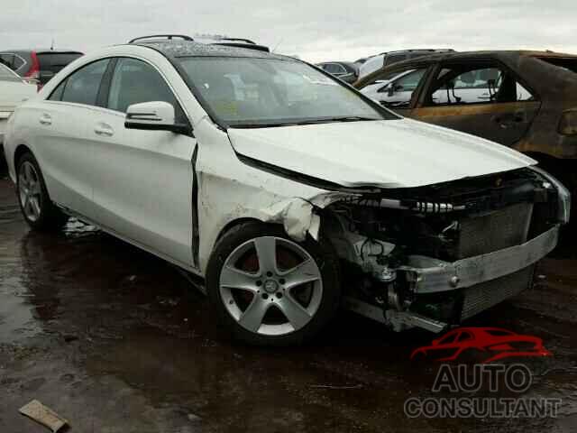 MERCEDES-BENZ CLA 250 2015 - WDDSJ4GB4FN219825