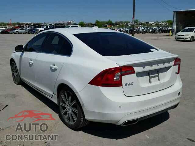 VOLVO S60 2015 - YV140MFB6F1304819
