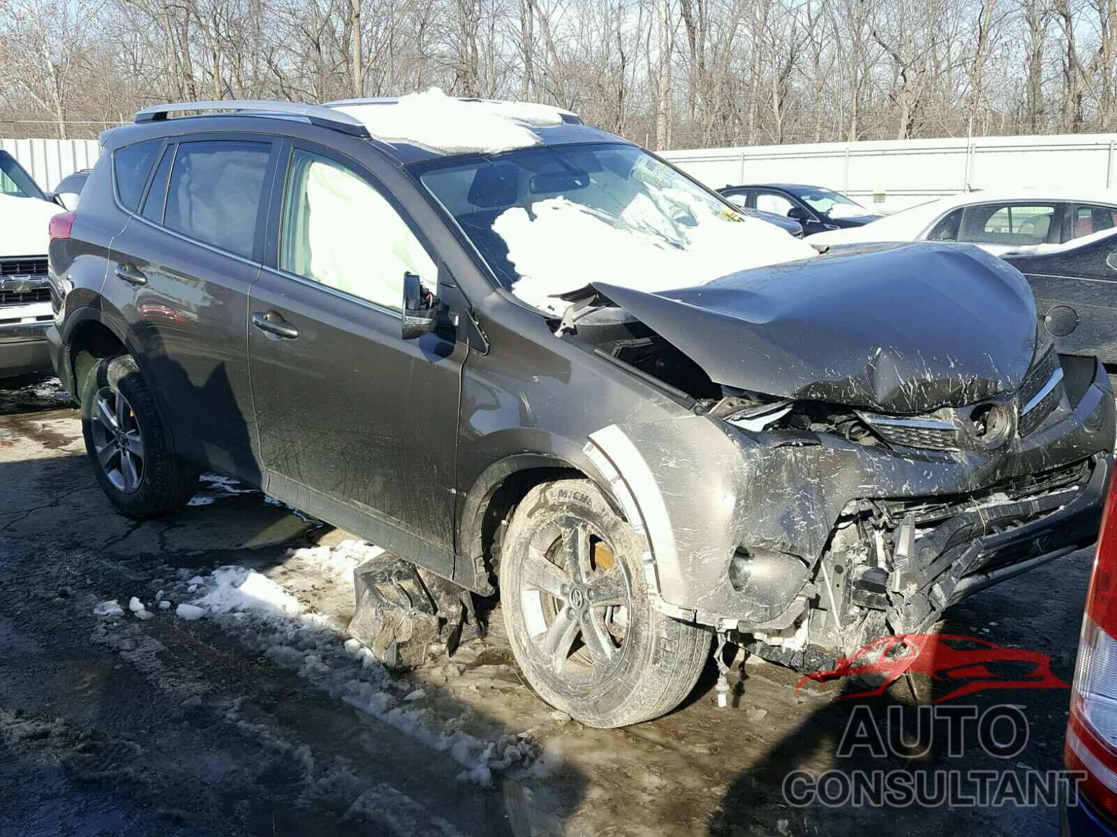 TOYOTA RAV4 2015 - JTMRFREV2FD108605