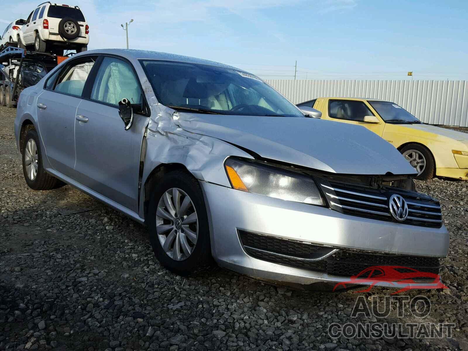 VOLKSWAGEN PASSAT 2015 - 1VWAT7A30FC097816