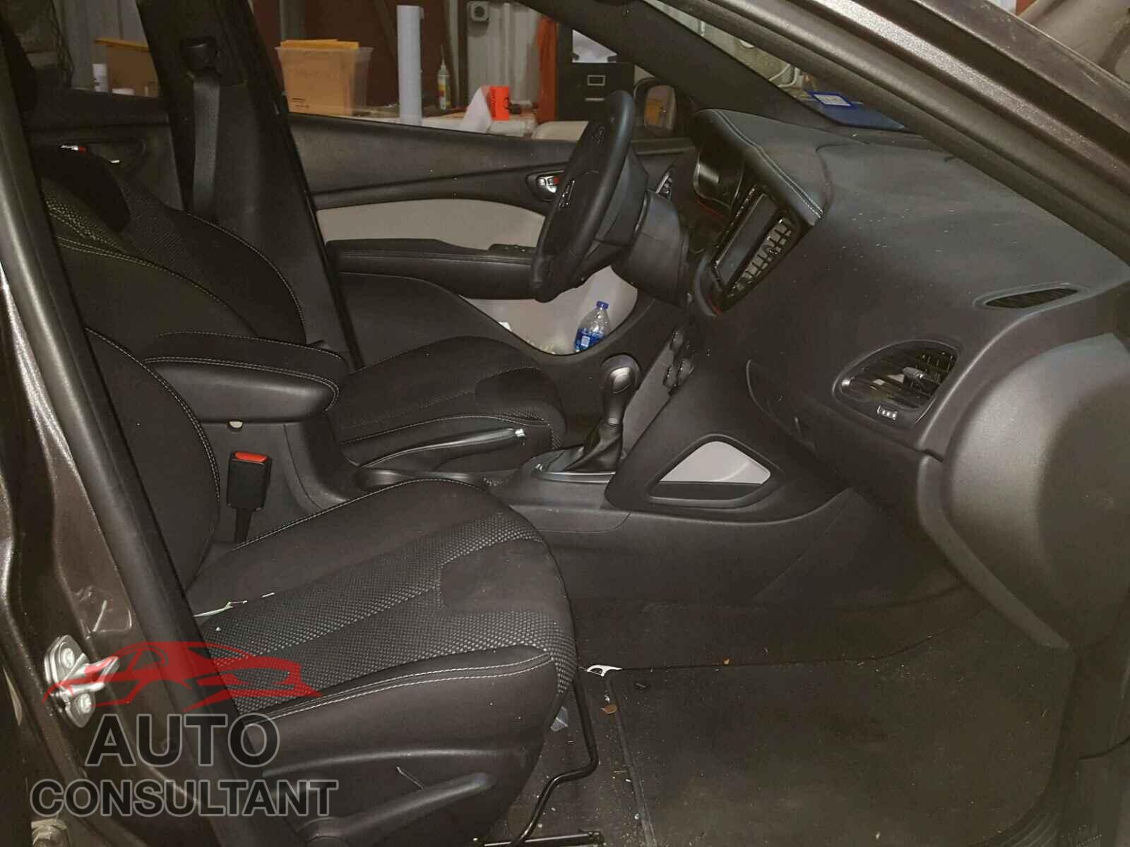 DODGE DART 2016 - 1C3CDFFAXGD803281