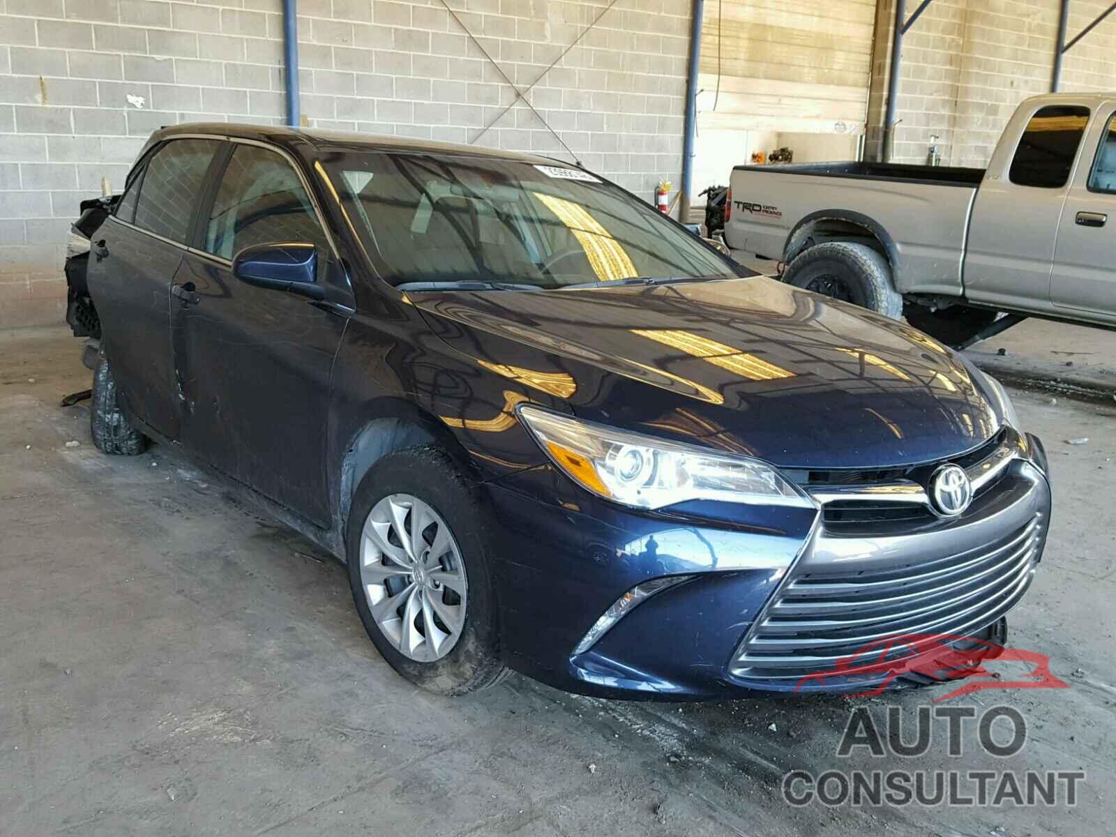 TOYOTA CAMRY 2015 - 4T4BF1FK3FR500694