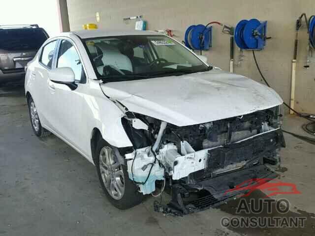 TOYOTA YARIS 2017 - 3MYDLBYV5HY183662
