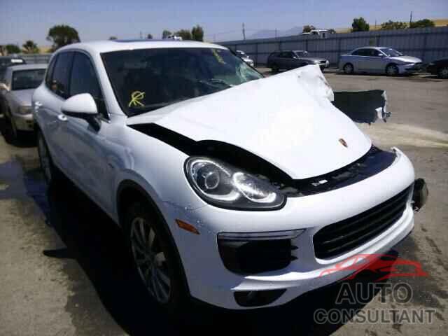 PORSCHE CAYENNE 2015 - WP1AF2A21FLA30841