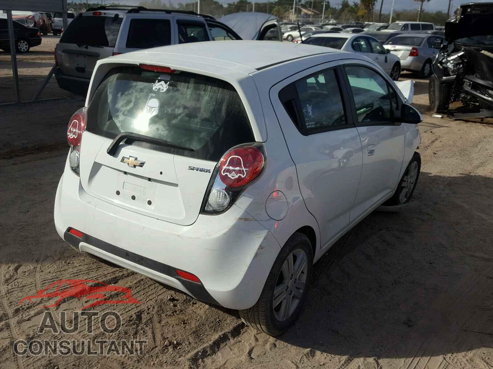 CHEVROLET SPARK 2015 - KL8CD6S94FC731921