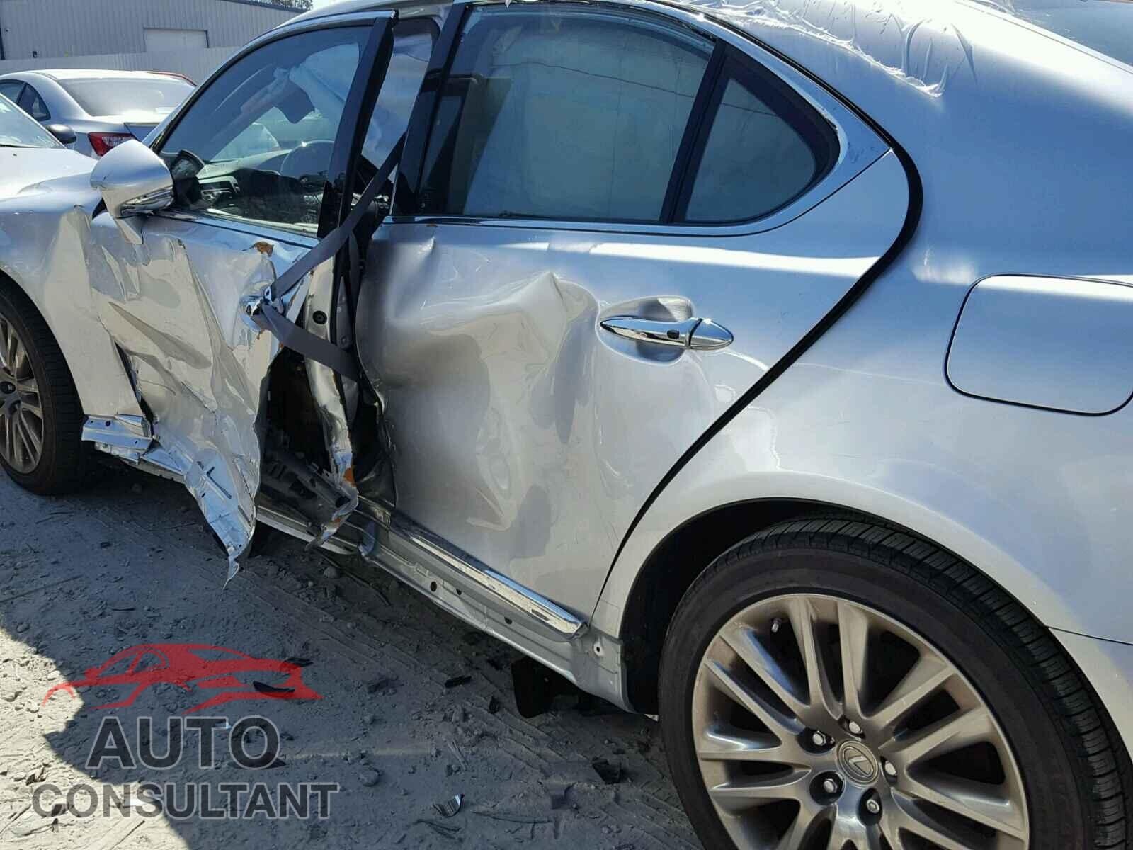 LEXUS LS460 2017 - JTHBL5EF4H5146019