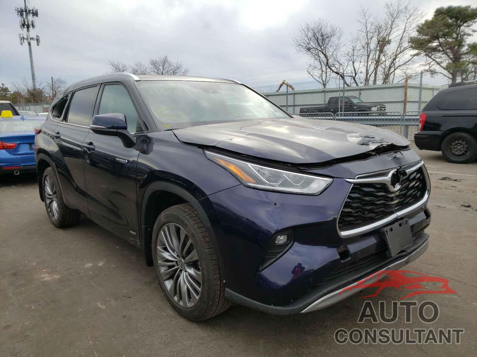 TOYOTA HIGHLANDER 2020 - 5TDEBRCH4LS001692