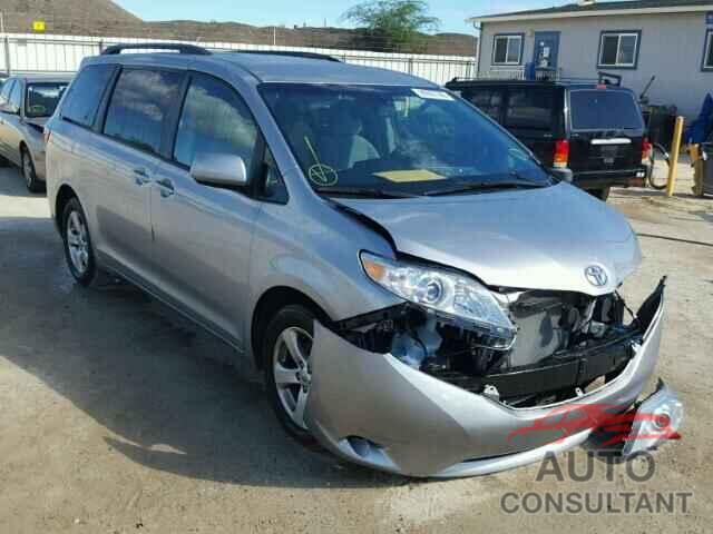 TOYOTA SIENNA 2015 - 5TDKK3DC1FS576520