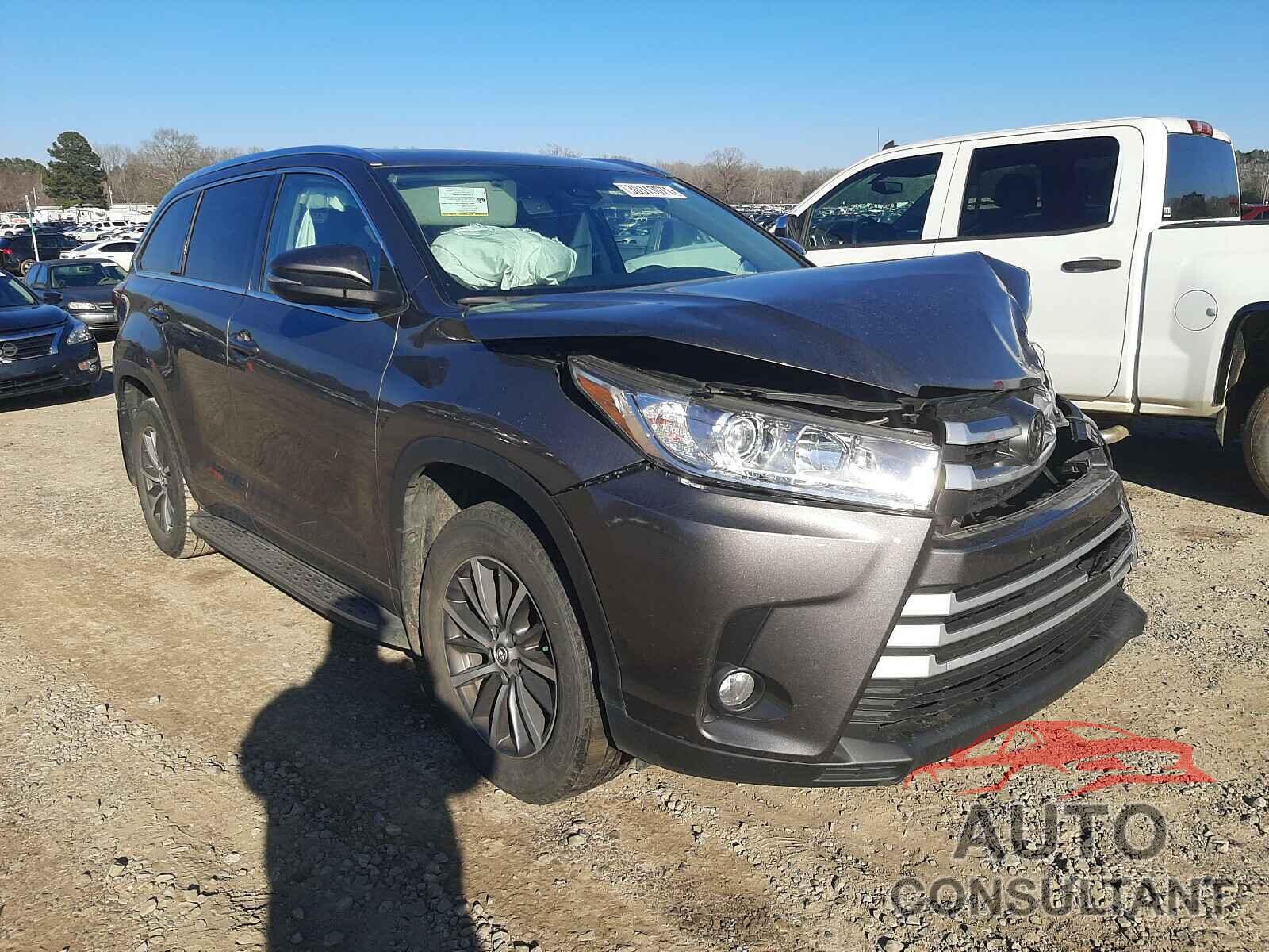 TOYOTA HIGHLANDER 2017 - 5TDKZRFH0HS220330