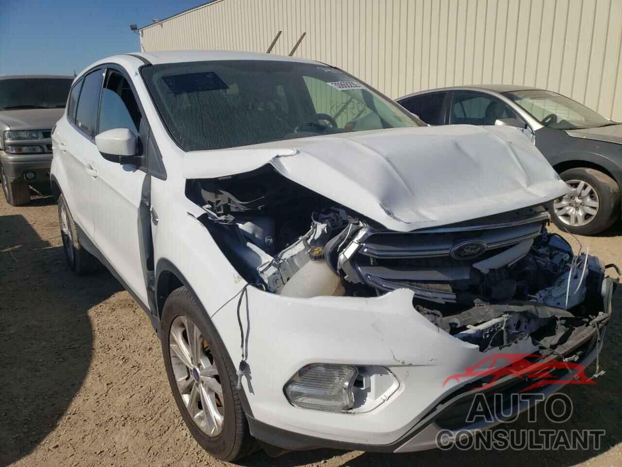 FORD ESCAPE 2017 - 1FMCU0GD7HUB82418
