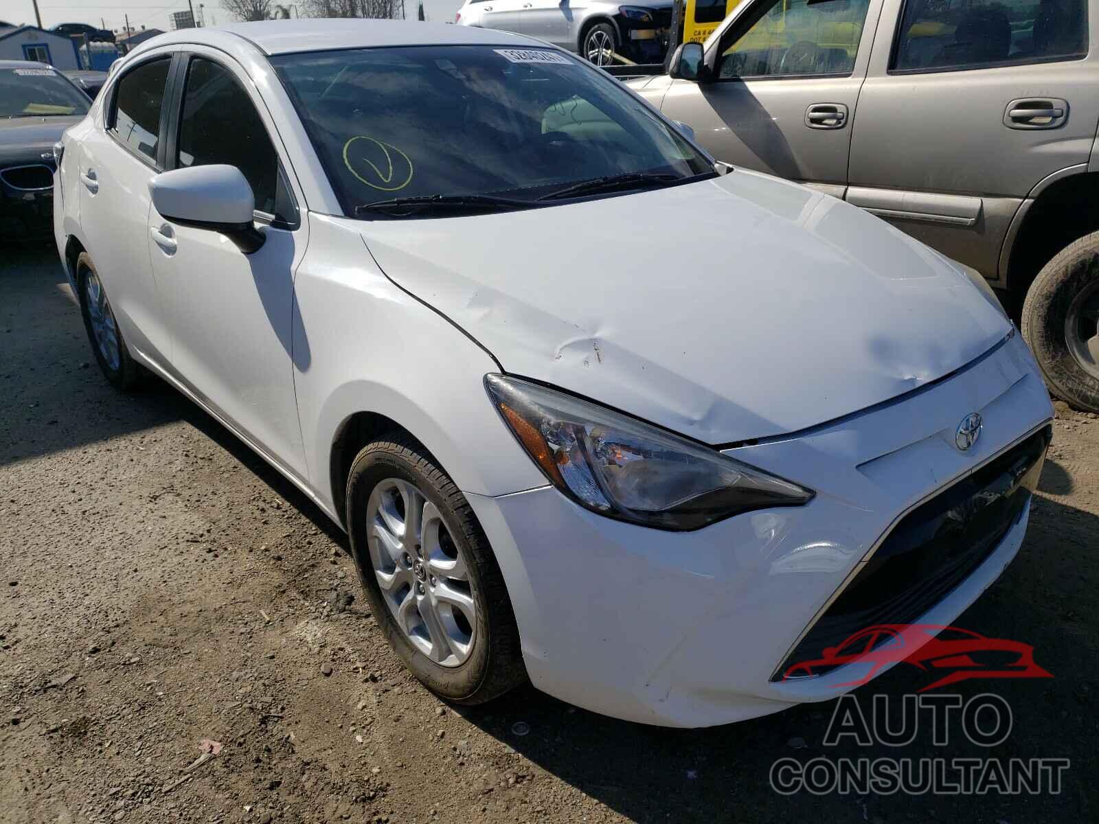 TOYOTA YARIS 2017 - 3MYDLBYV3HY160171