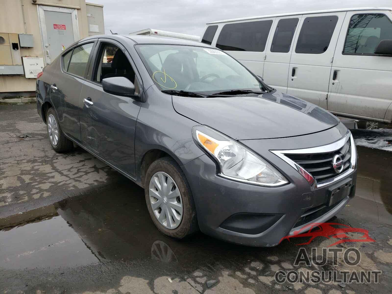 NISSAN VERSA 2019 - JF1GJAA60GH020612