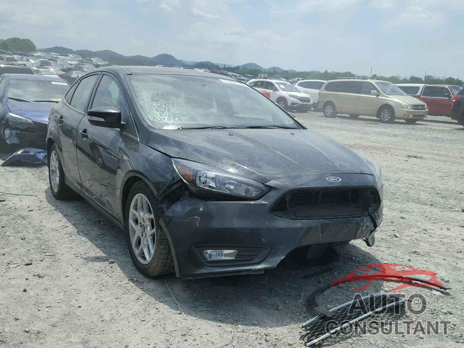 FORD FOCUS 2015 - 1FADP3F24FL362479