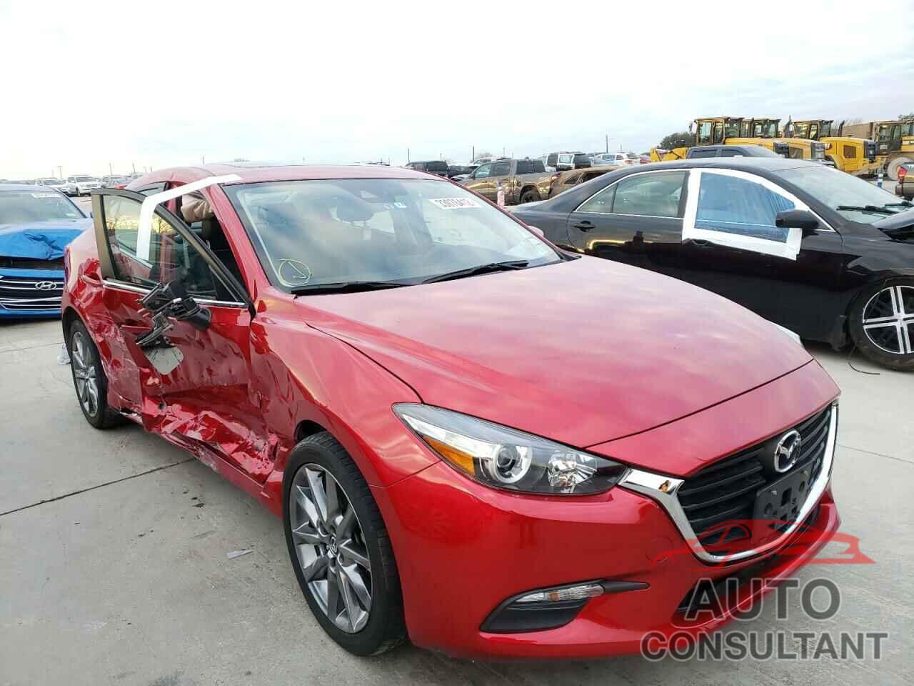 MAZDA 3 2018 - 3MZBN1V30JM172320