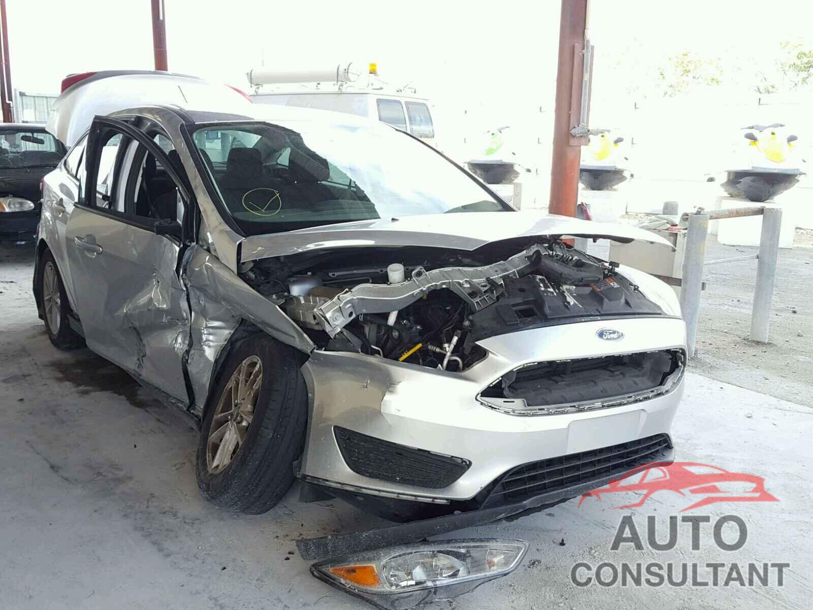 FORD FOCUS 2015 - 1FADP3F20FL307544