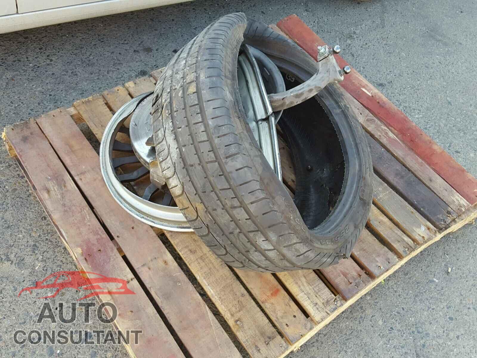 AUDI A6 2016 - WAUGFAFC8GN121695