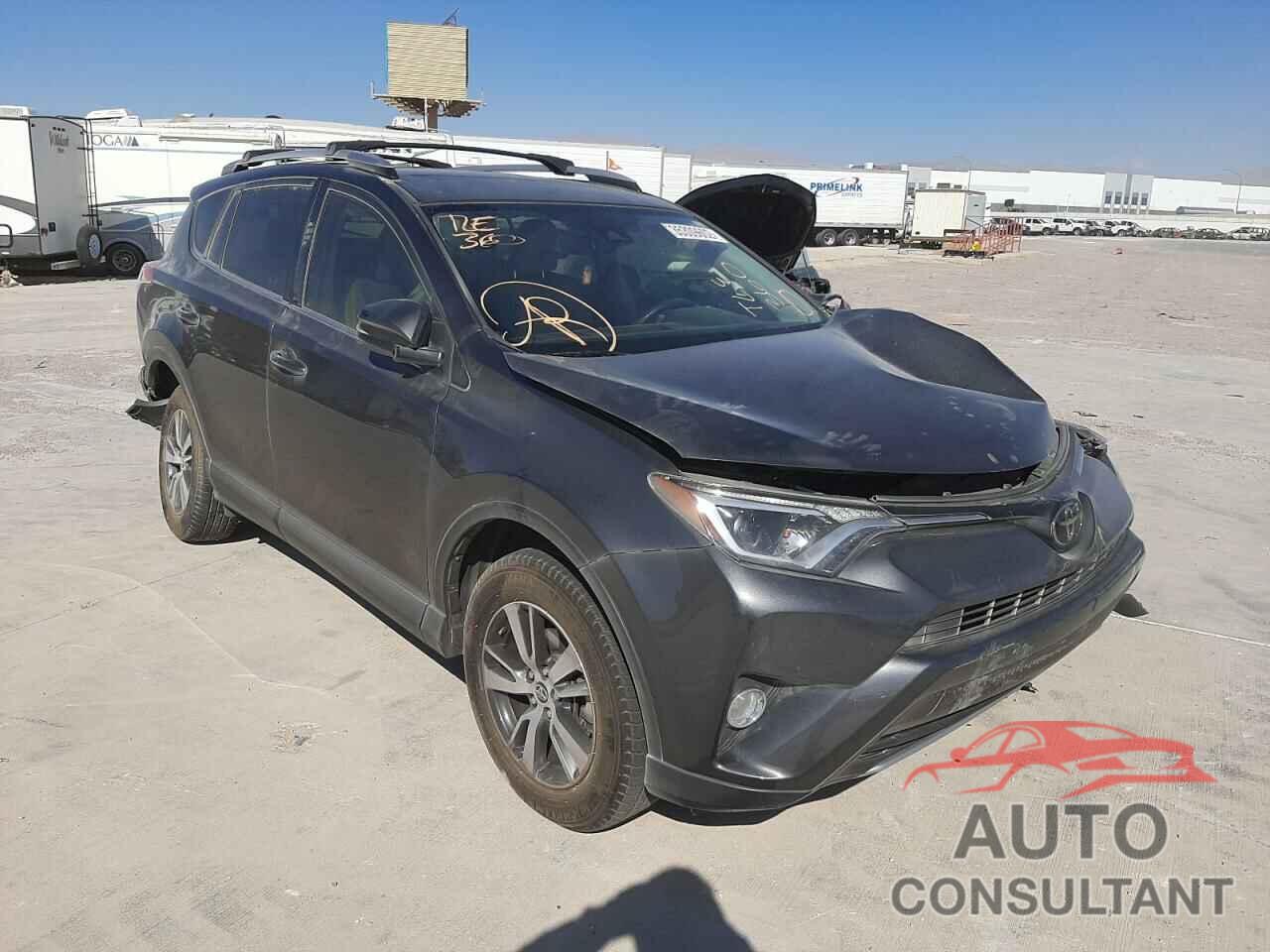 TOYOTA RAV4 2018 - JTMRFREV9JJ258348