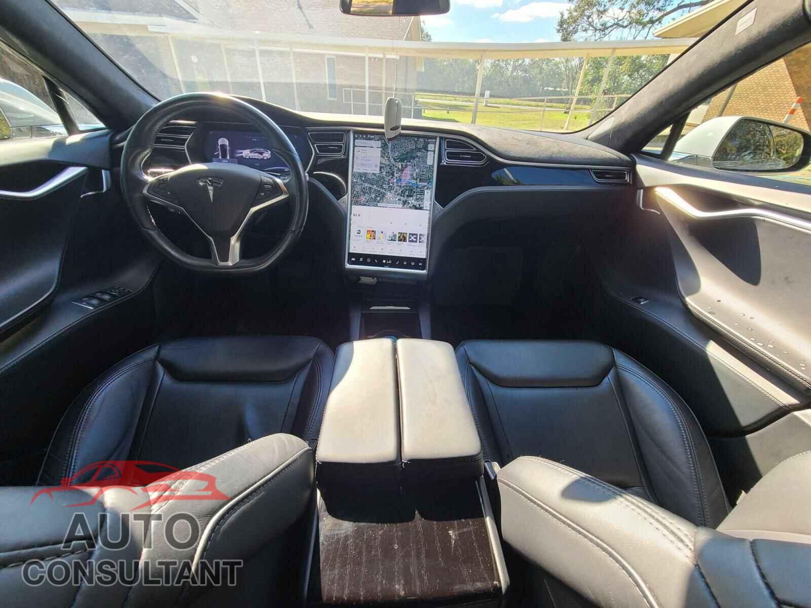 TESLA MODEL S 2017 - 5YJSA1E24HF175984