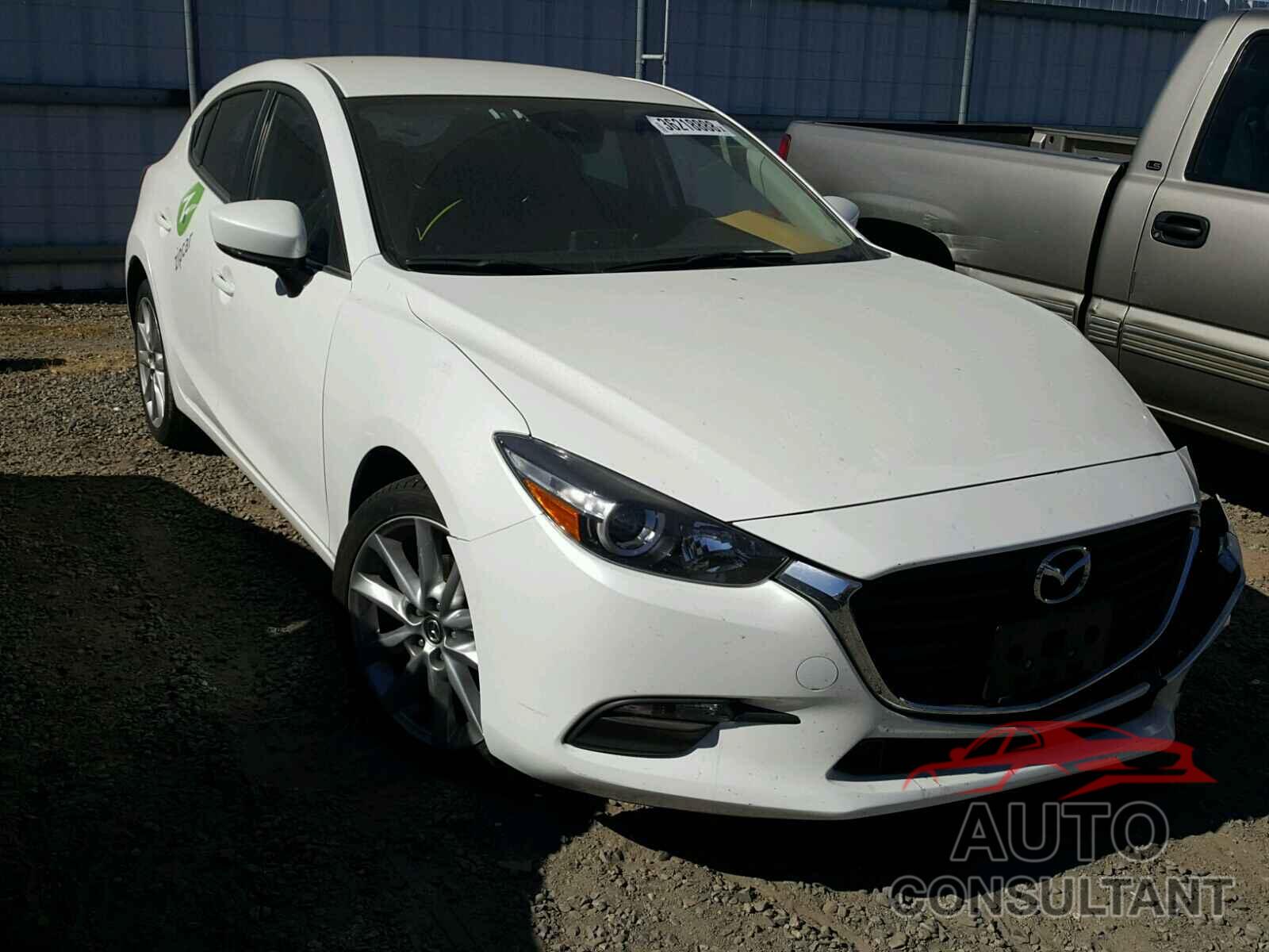 MAZDA 3 2017 - 3MZBN1L76HM114034