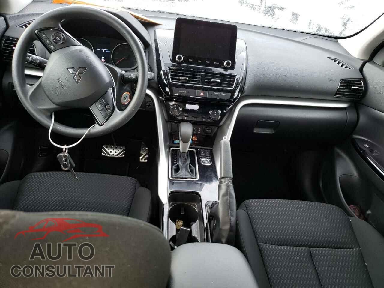 MITSUBISHI ECLIPSE 2022 - JA4ATVAA8NZ058175