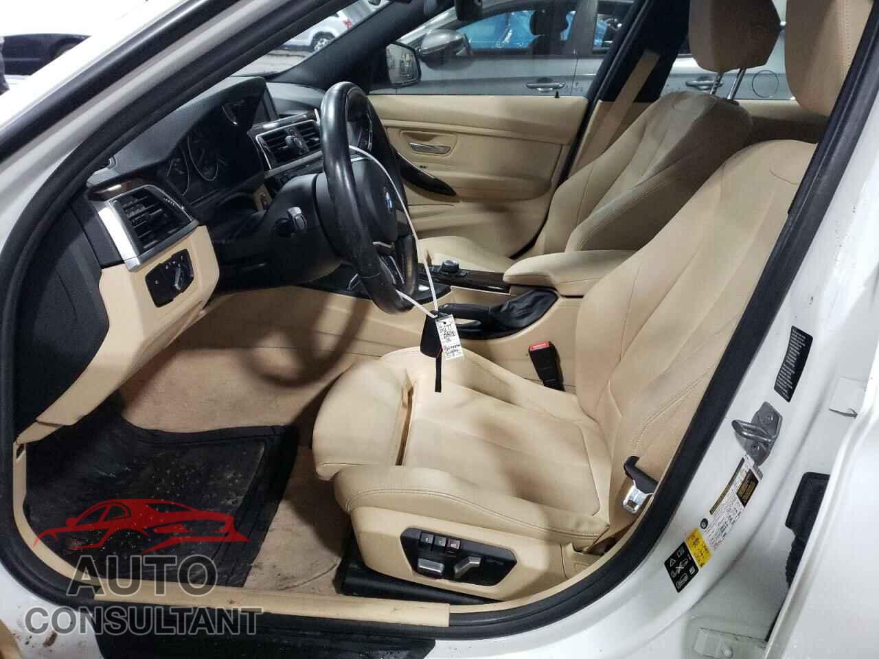 BMW 3 SERIES 2016 - WBA8E5G58GNU21901