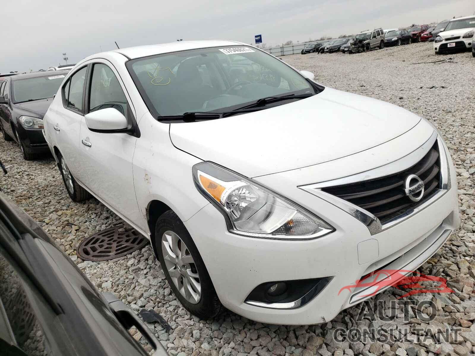 NISSAN VERSA 2017 - 3N1CN7AP8HL835106