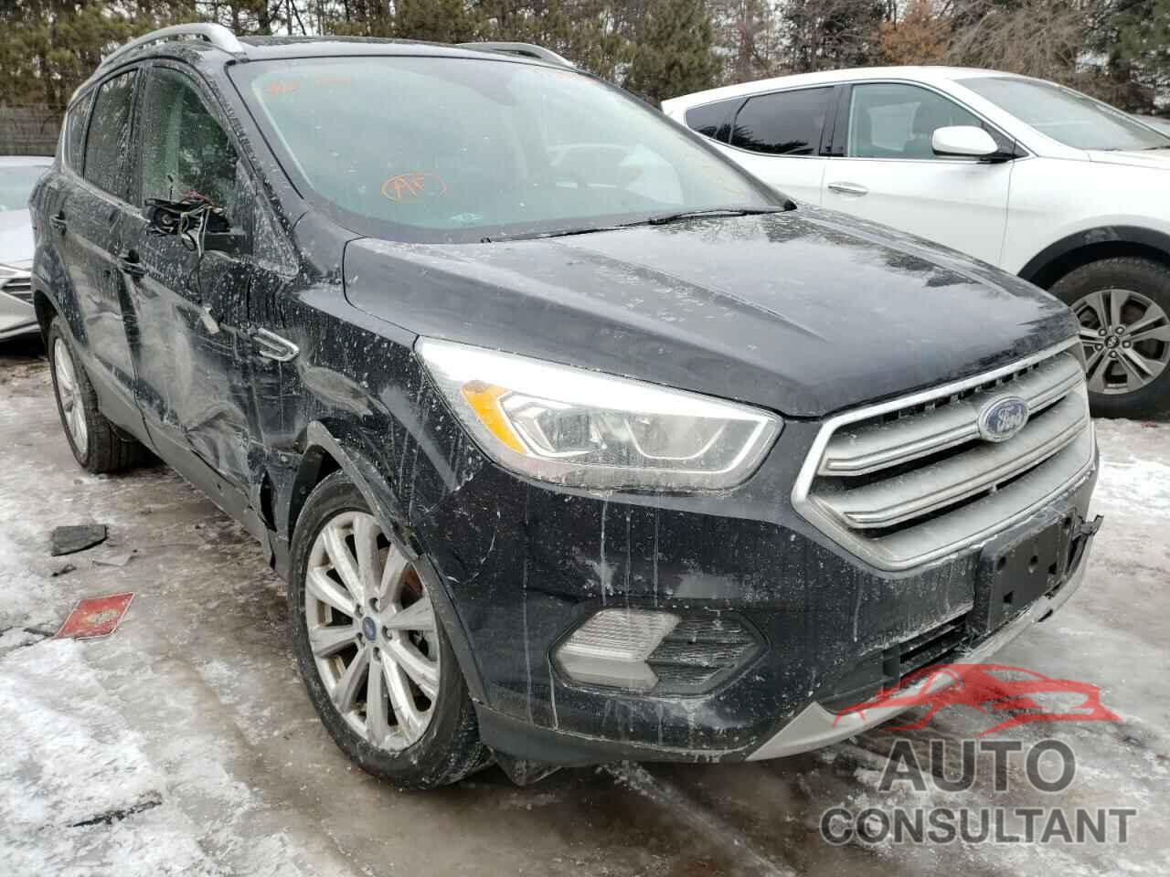 FORD ESCAPE 2017 - 1FMCU9J92HUC01837