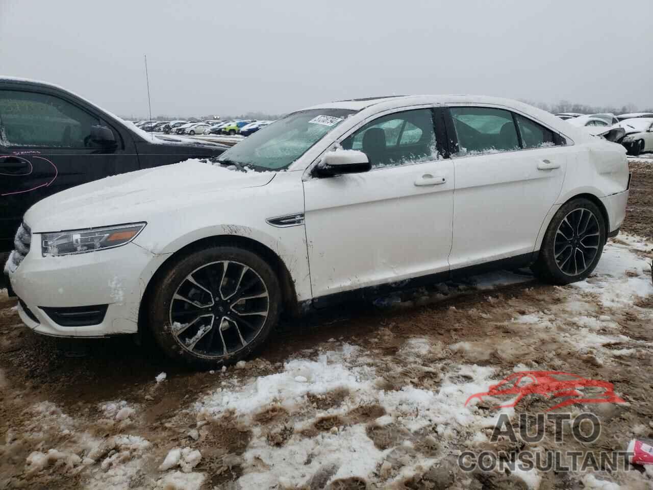 FORD TAURUS 2018 - 1FAHP2E88JG122998