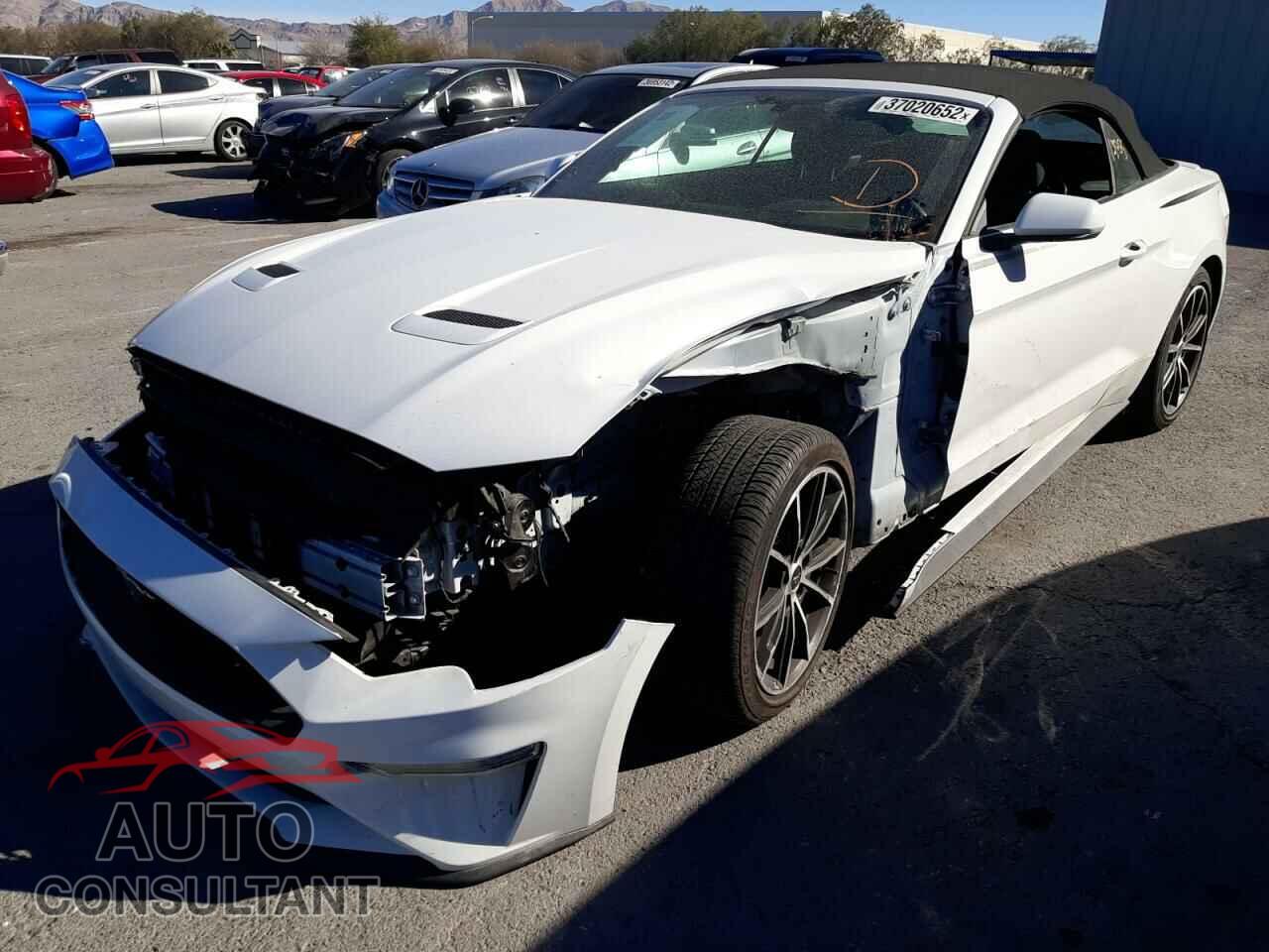 FORD MUSTANG 2018 - 1FATP8UH8J5107900