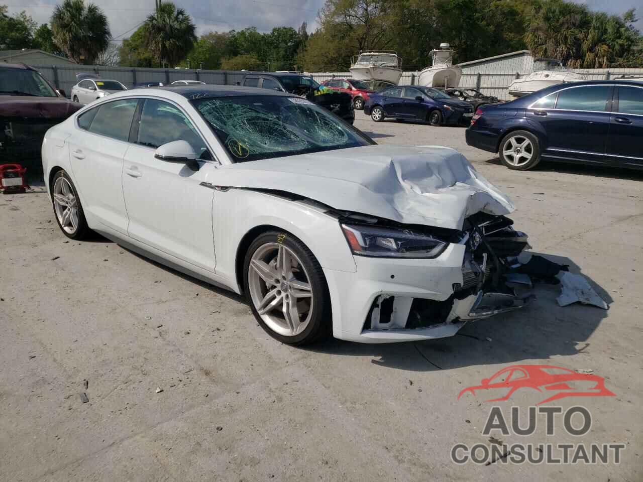 AUDI A5 2018 - WAUENCF5XJA127097