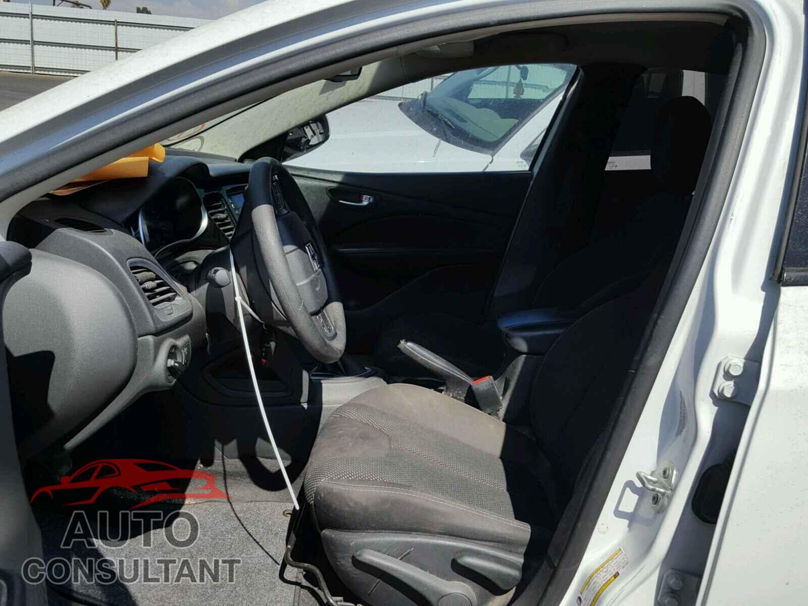 DODGE DART 2015 - 1C3CDFBB7FD211642