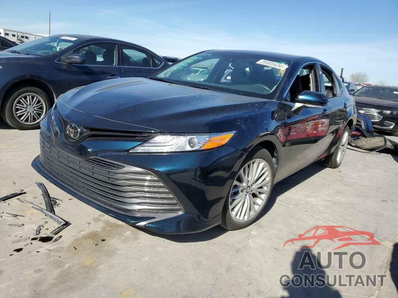 TOYOTA CAMRY 2019 - 4T1B11HK8KU819296