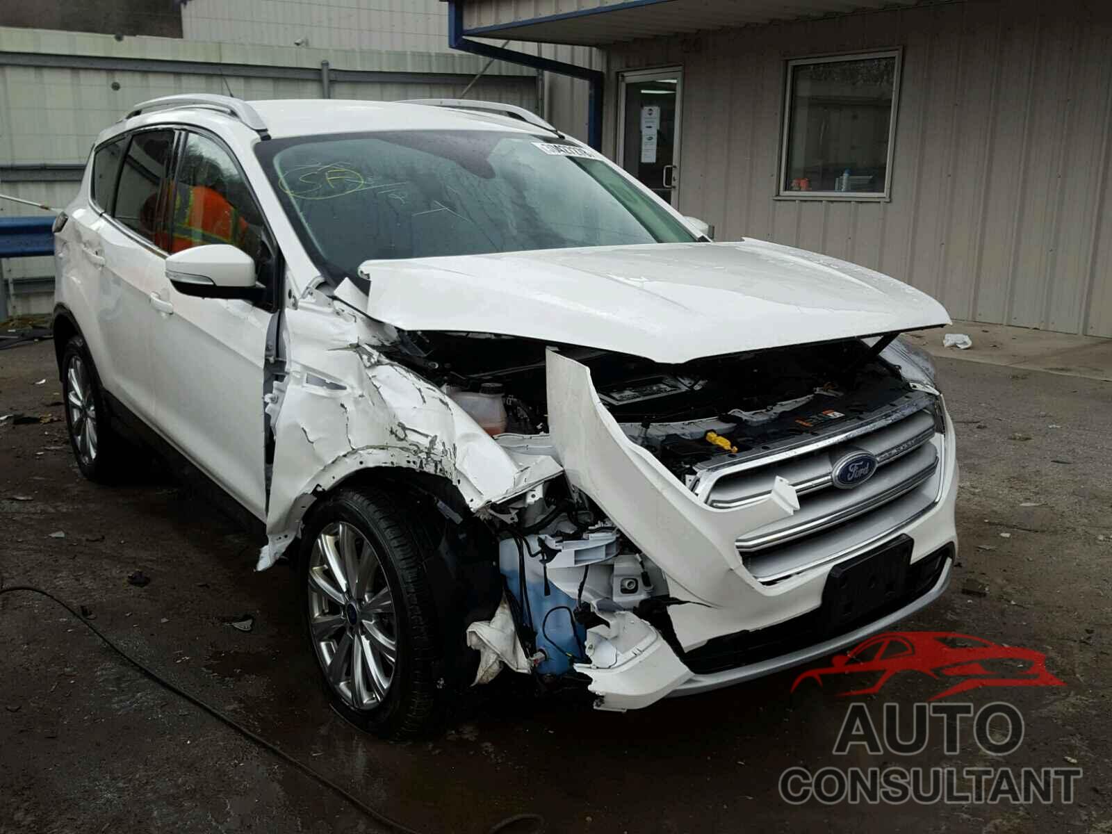 FORD ESCAPE 2017 - 1FMCU9J91HUD50482