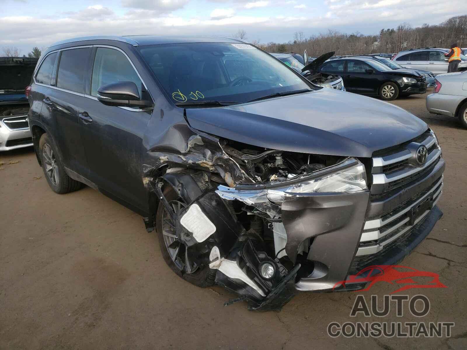 TOYOTA HIGHLANDER 2019 - 5TDJZRFH6KS597845