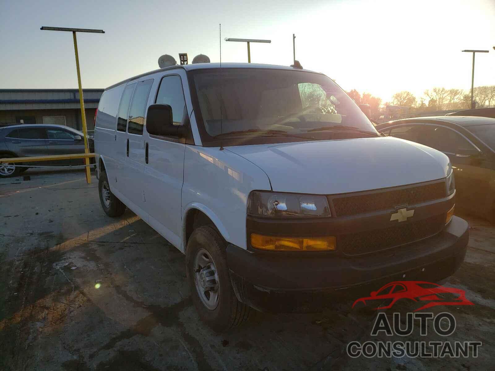 CHEVROLET EXPRESS 2020 - 1GCWGBFGXL1152016