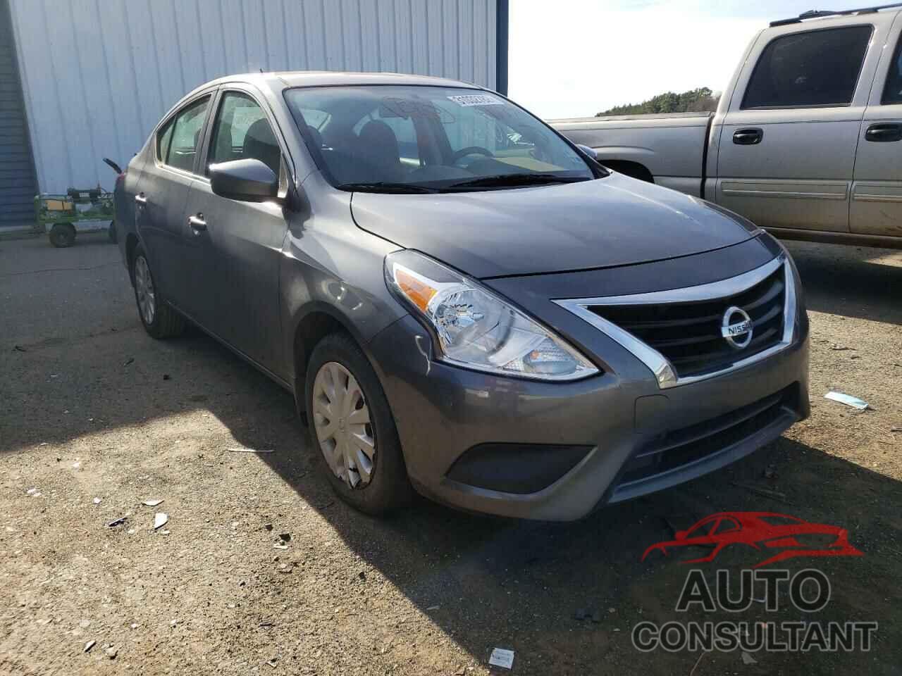 NISSAN VERSA 2017 - 3N1CN7AP5HL870038