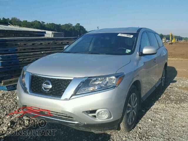 NISSAN PATHFINDER 2015 - 5N1AR2MNXFC607652
