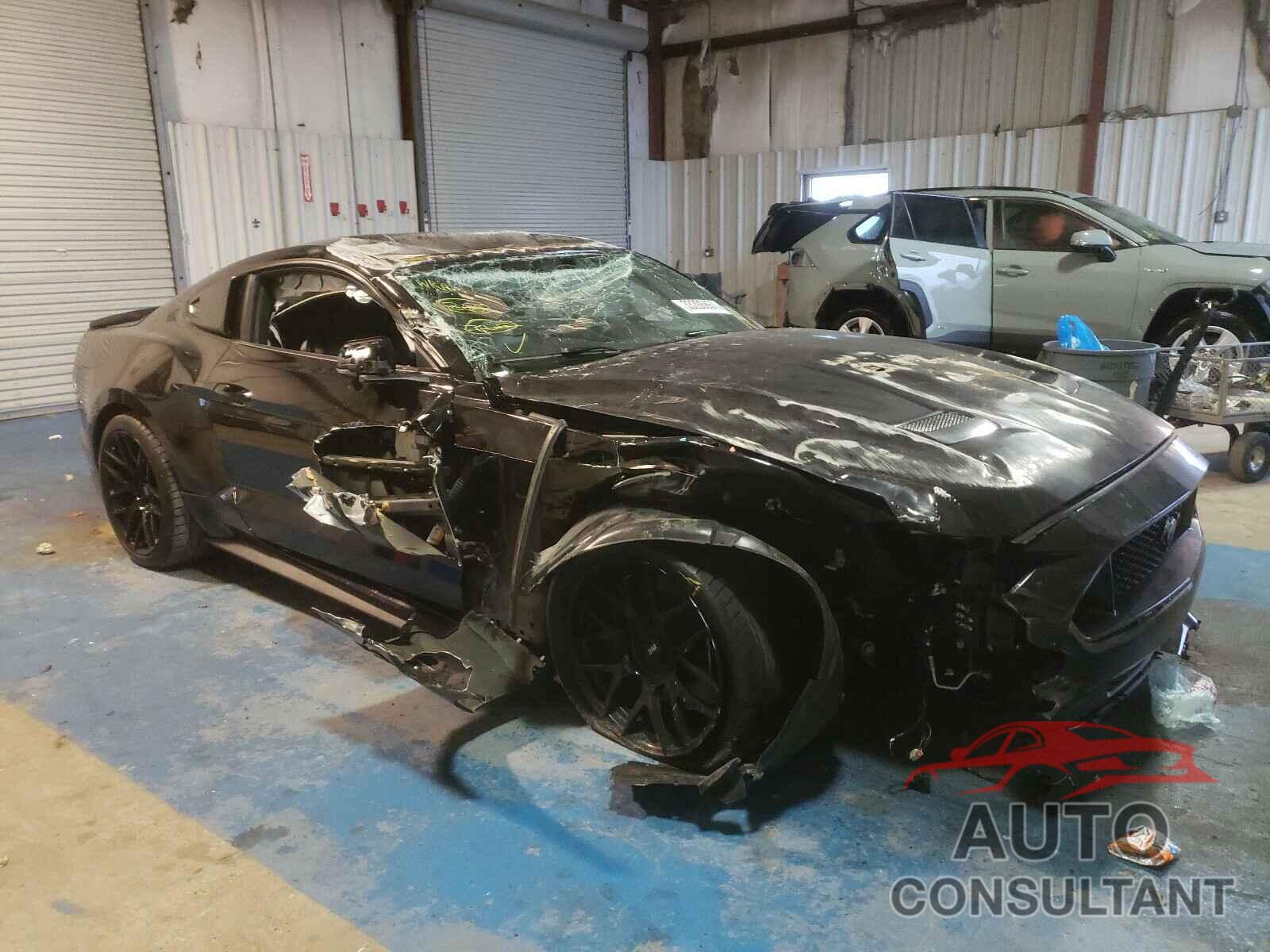 FORD MUSTANG 2019 - 1FA6P8CF5K5199918