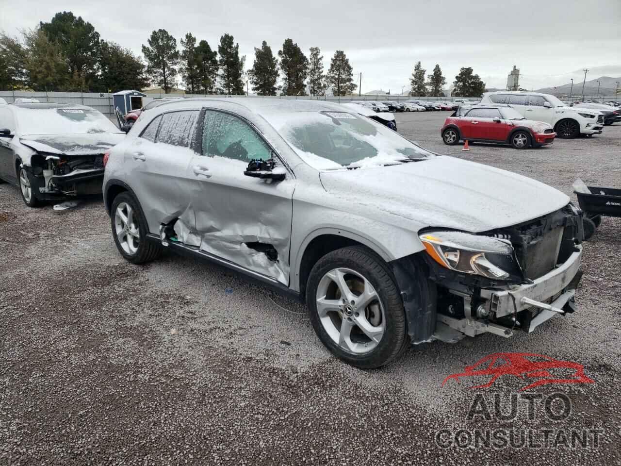 MERCEDES-BENZ GLA-CLASS 2018 - WDCTG4GB1JJ410092