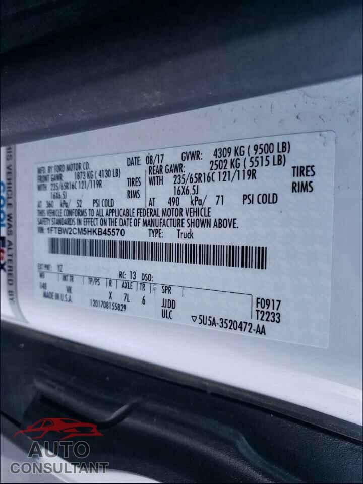 FORD TRANSIT CO 2017 - 1FTBW2CM5HKB45570