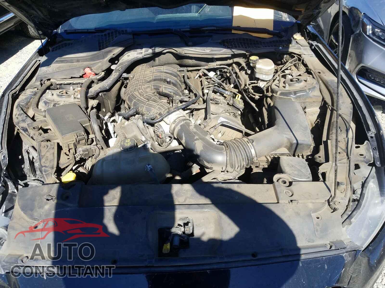 FORD MUSTANG 2016 - 1FA6P8AM3G5257324