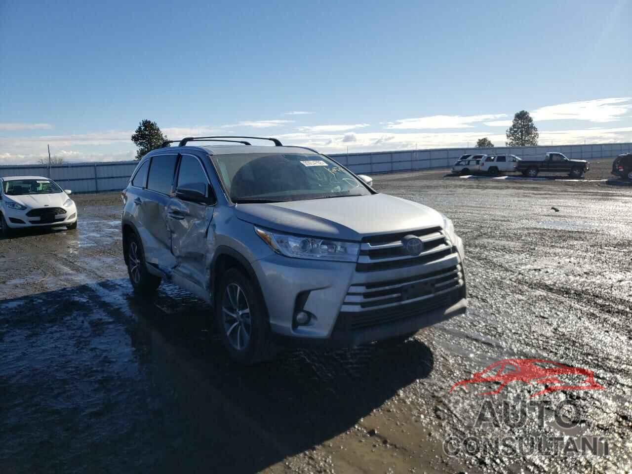 TOYOTA HIGHLANDER 2017 - 5TDJZRFHXHS410213