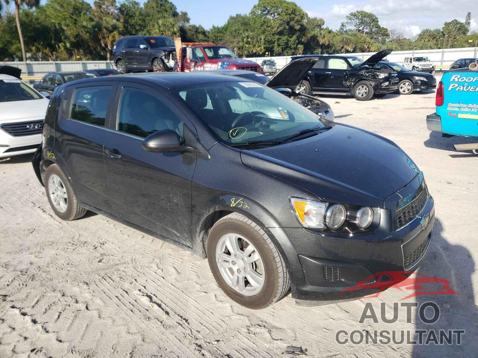 CHEVROLET SONIC 2016 - 1G1JC6SH4G4152523