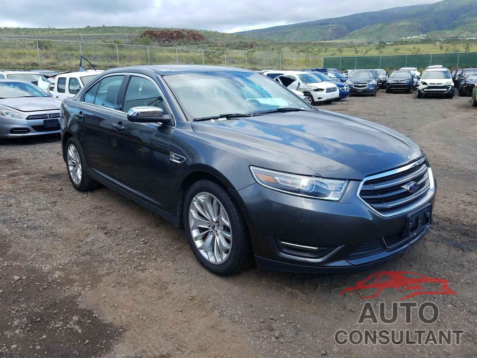 FORD TAURUS 2019 - 1FAHP2F82KG118039