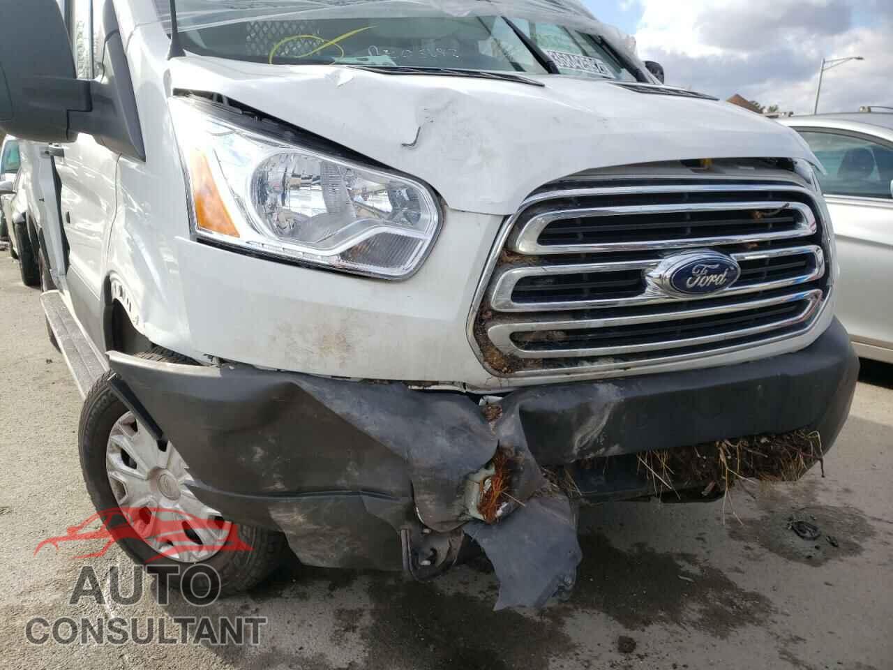 FORD TRANSIT CO 2019 - 1FTYR1YM7KKB34565