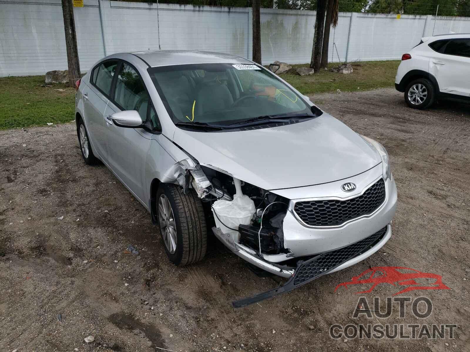 KIA FORTE 2016 - KNAFX4A69G5567530