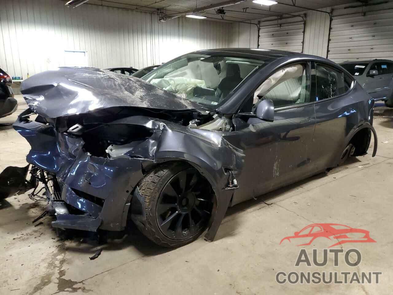TESLA MODEL Y 2022 - 7SAYGDEE6NF386462
