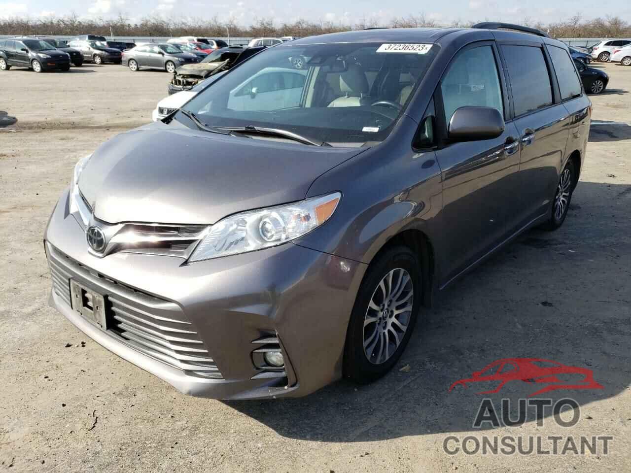 TOYOTA SIENNA 2018 - 5TDYZ3DC8JS948367